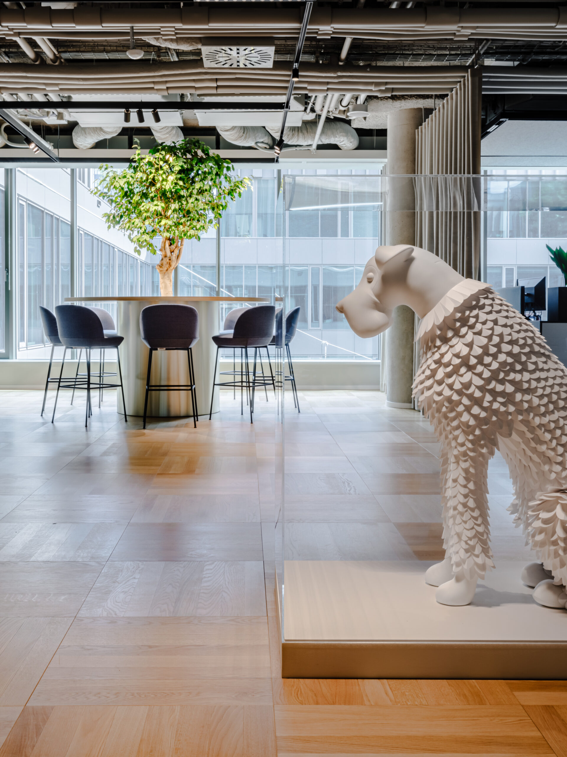 Kwiaty na biurko w pracy